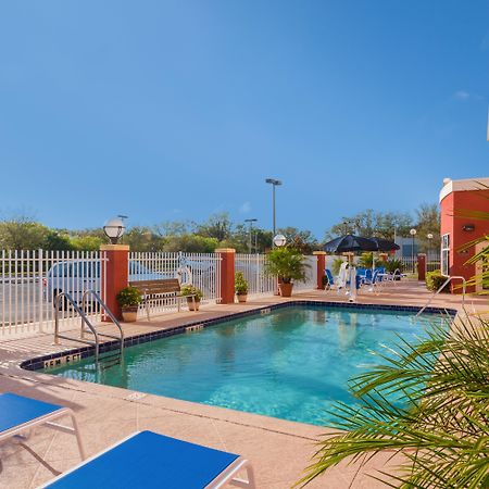 Holiday Inn Express Hotel & Suites Tampa-Fairgrounds-Casino By Ihg Eksteriør bilde