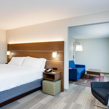 Holiday Inn Express Hotel & Suites Tampa-Fairgrounds-Casino By Ihg Eksteriør bilde
