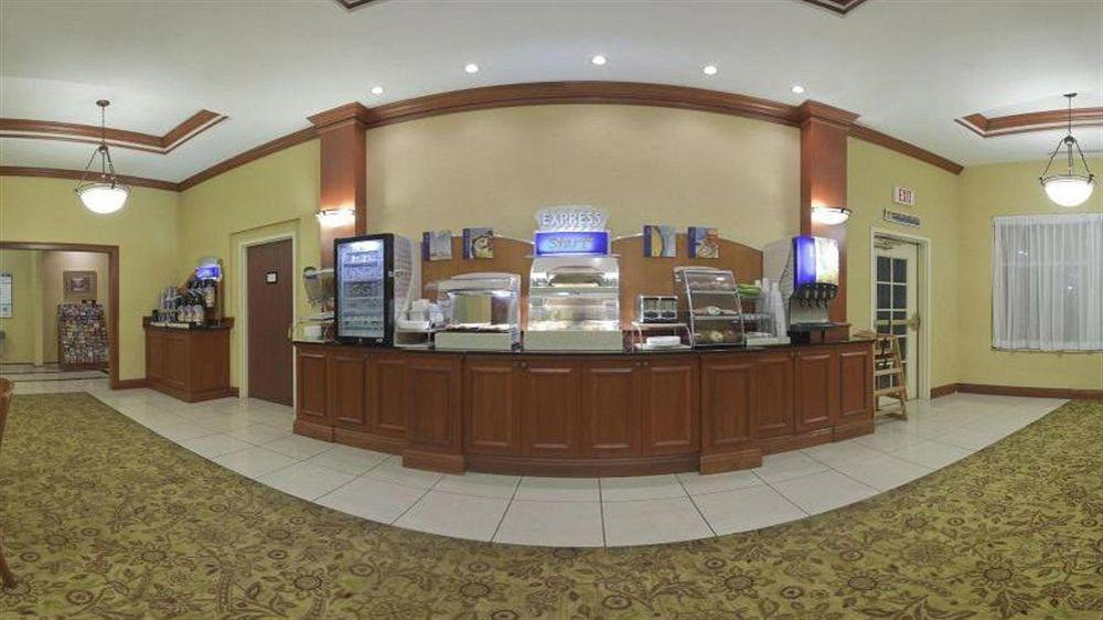 Holiday Inn Express Hotel & Suites Tampa-Fairgrounds-Casino By Ihg Eksteriør bilde